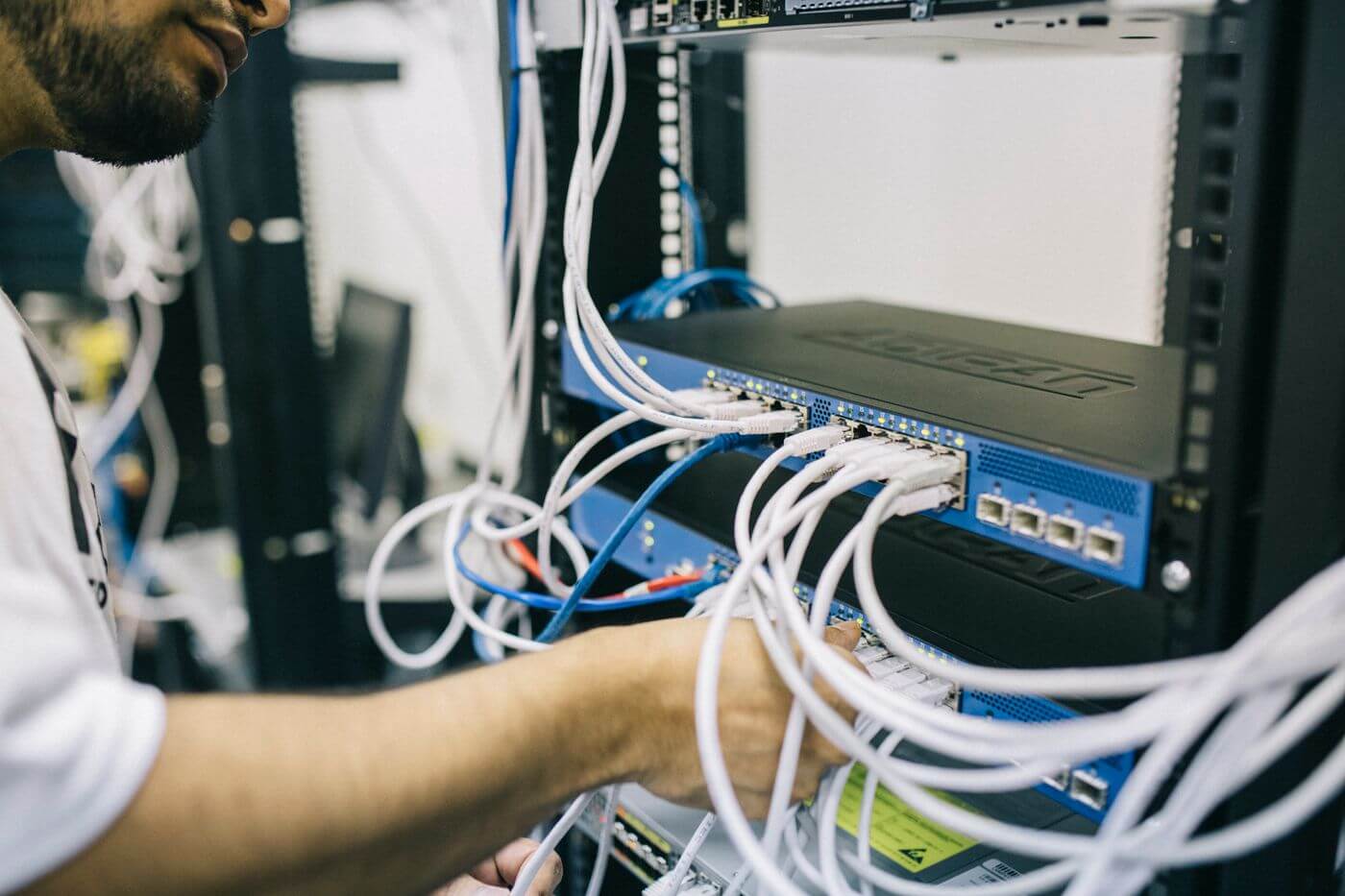 VersaDC Bursa veri merkezi network ve sunucu altyapısı